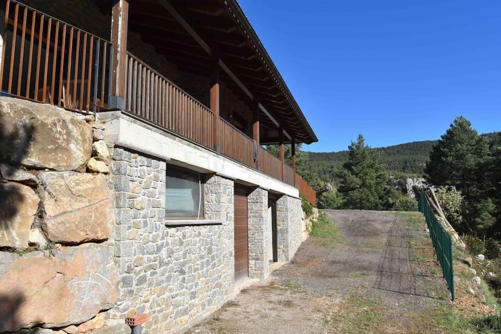 Villa Cal Manubens à Castellar del Riu Extérieur photo