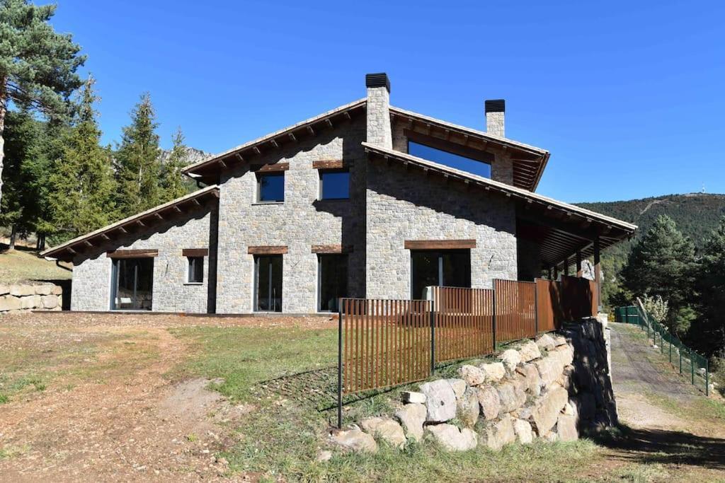 Villa Cal Manubens à Castellar del Riu Extérieur photo