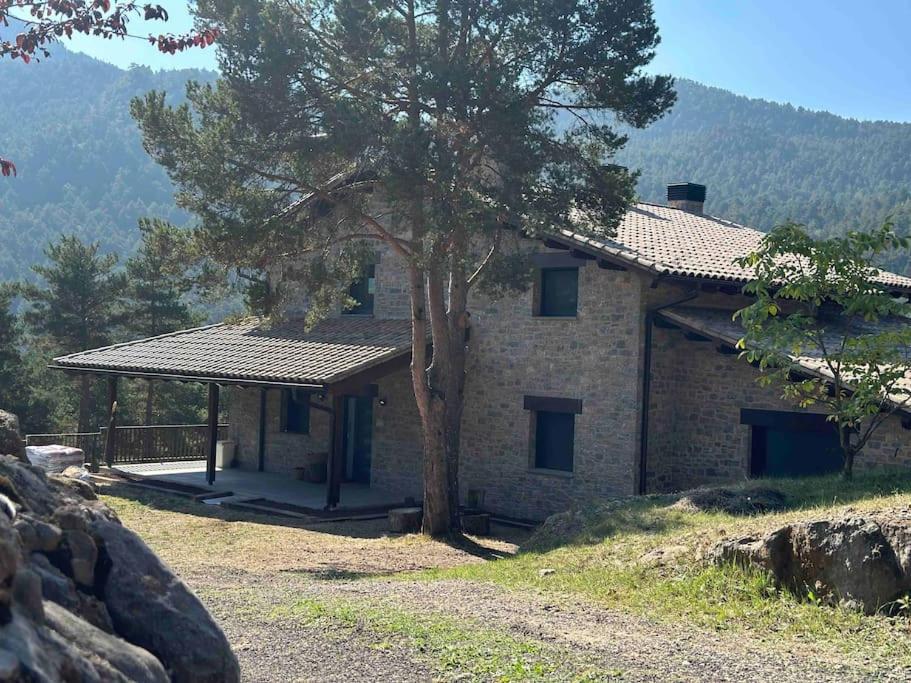 Villa Cal Manubens à Castellar del Riu Extérieur photo