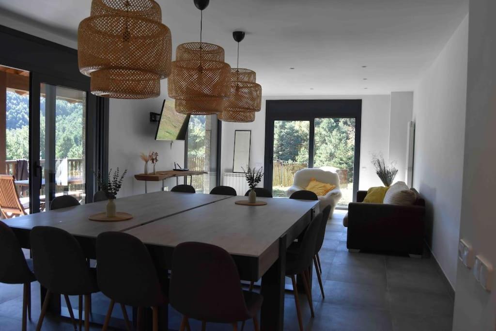 Villa Cal Manubens à Castellar del Riu Extérieur photo