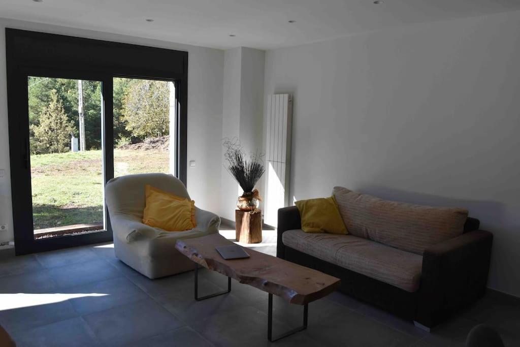 Villa Cal Manubens à Castellar del Riu Extérieur photo